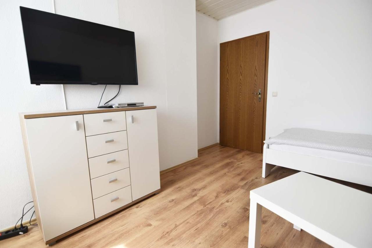 Cozy Worker Apartments Niederkassel Esterno foto